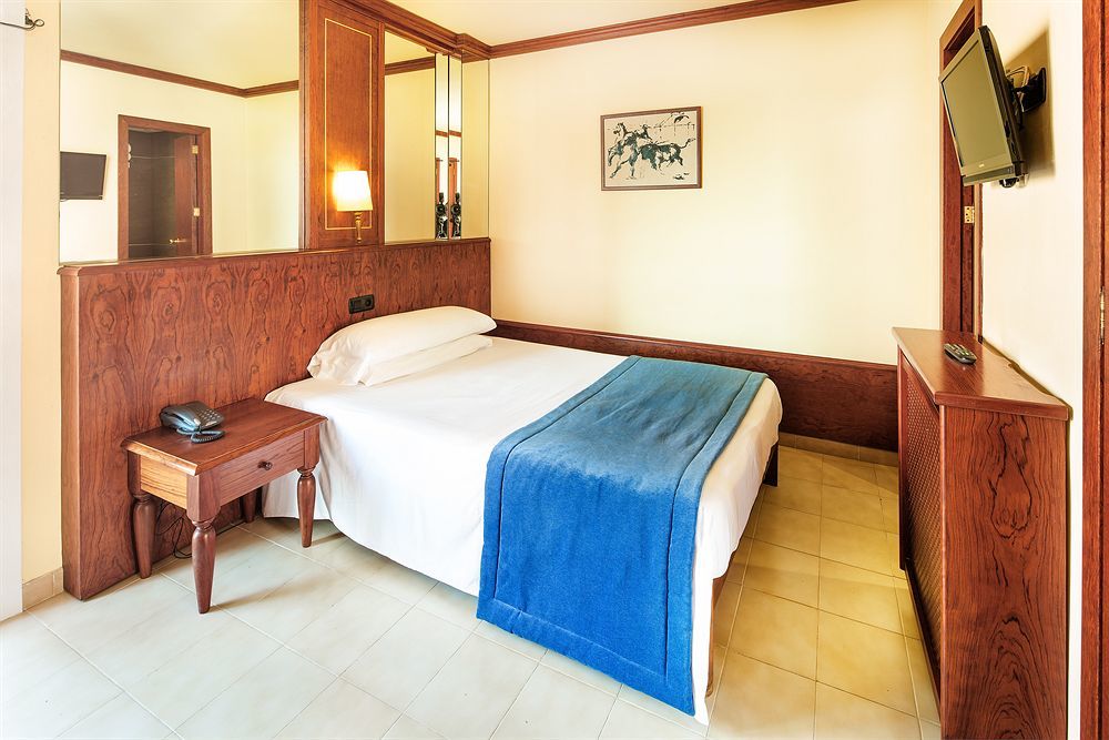 Thb Felip - Adults Only Hotell Porto Cristo Eksteriør bilde